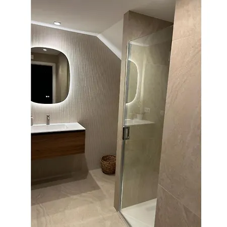 Lovelystay - Breathtaking Panorama - Luxurious Penthouse! Lizbona