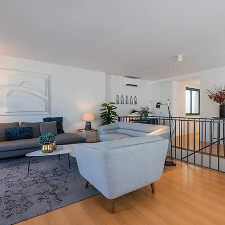 Lovelystay - Breathtaking Panorama - Luxurious Penthouse!