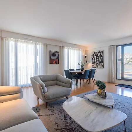 Panorama - Luxurious 4Bdr Penthouse By Lovelystay Appartement